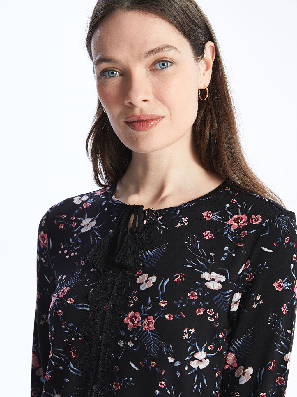 Tie Neck Floral Long Sleeve Women's Blouse-1