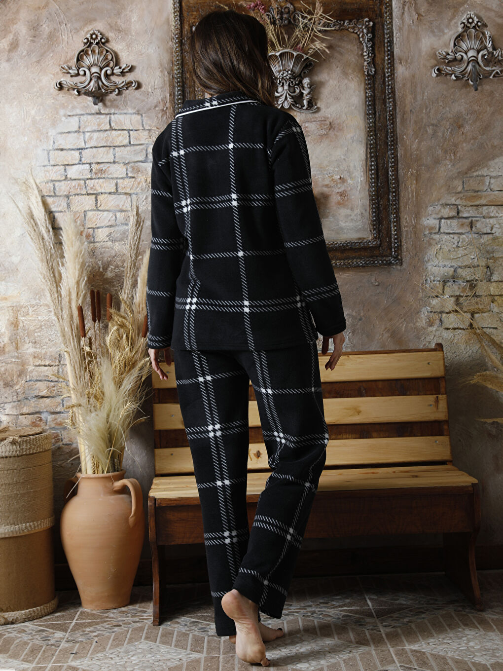 Siyah Gömlek Yaka Kadın Pijama Takımı-1