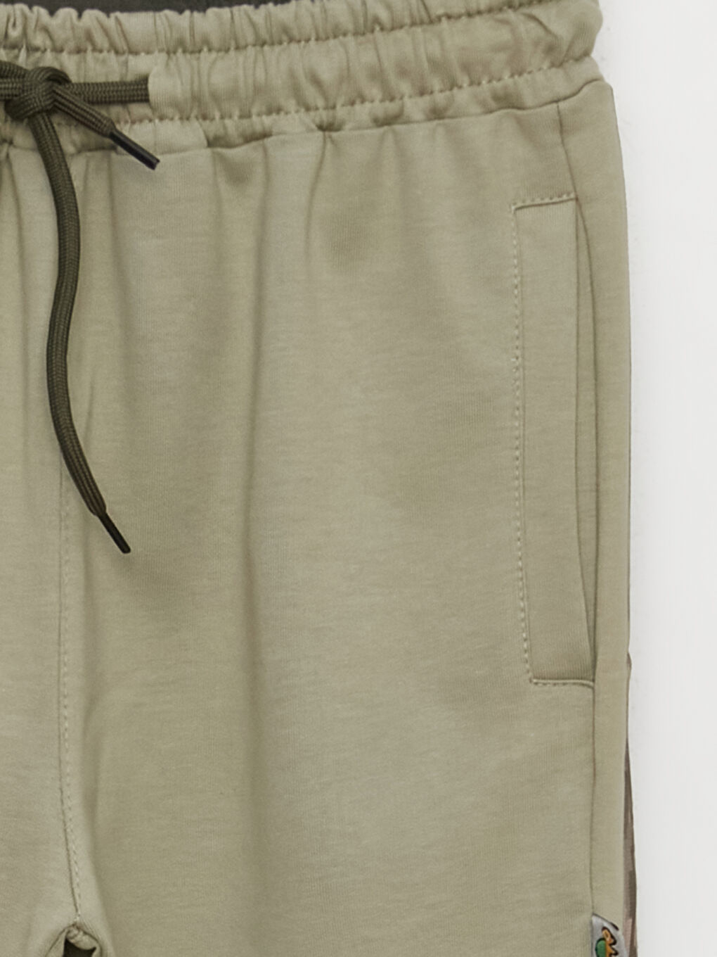 Yeşil Beli Lastikli Baskılı Erkek Çocuk Eşofman Altı-1