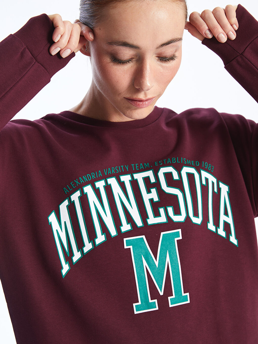 Bordo Bisiklet Yaka Baskılı Kadın Kalın Sweatshirt-1