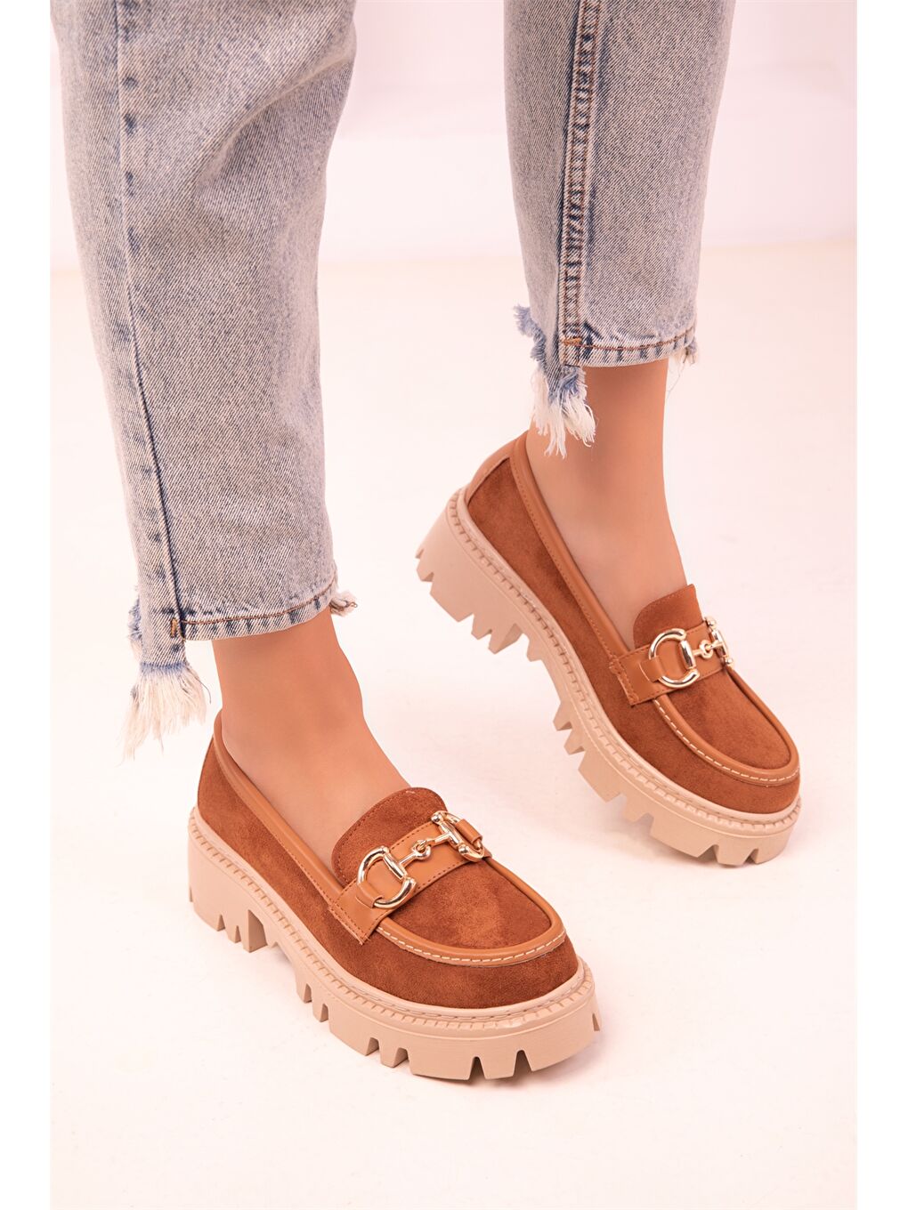 Kahverengi Süet Görünümlü Kadın Loafer Ayakkabı