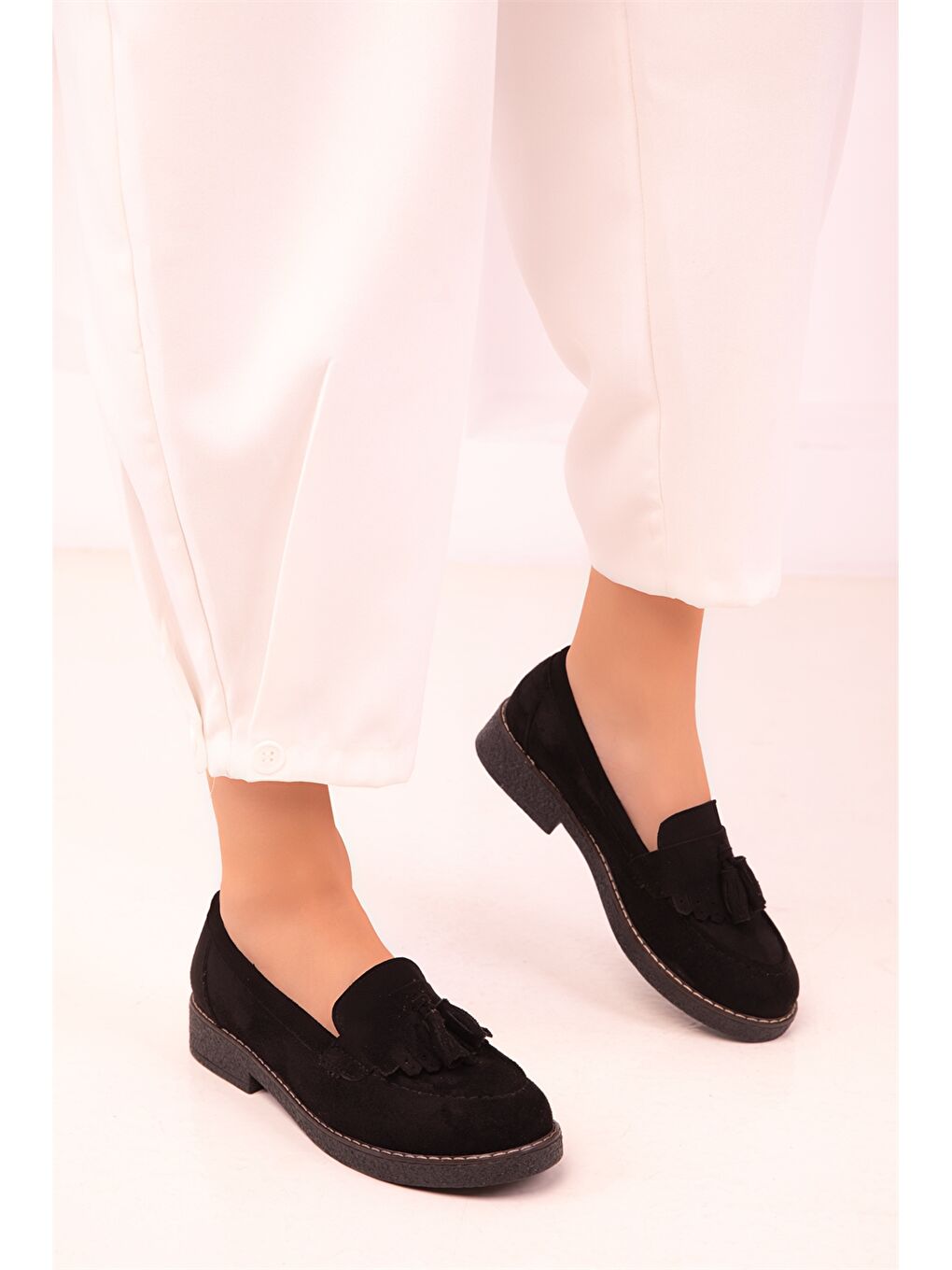 Siyah Süet Görünümlü Kadın Loafer Ayakkabı