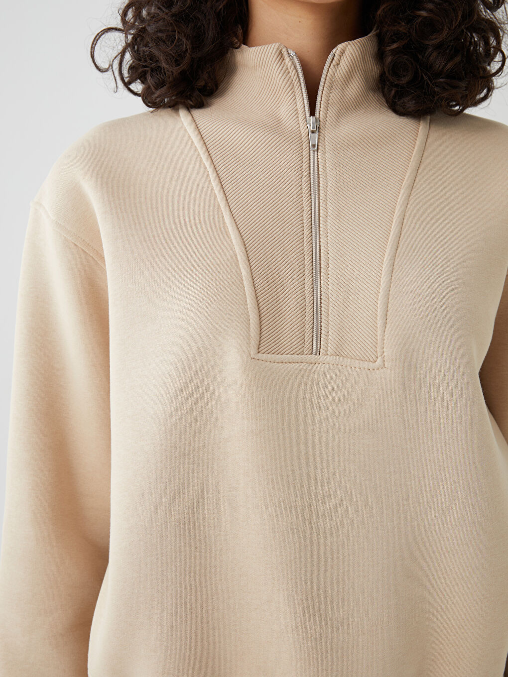 Bej Fermuarlı Kadın Sweatshirt-3