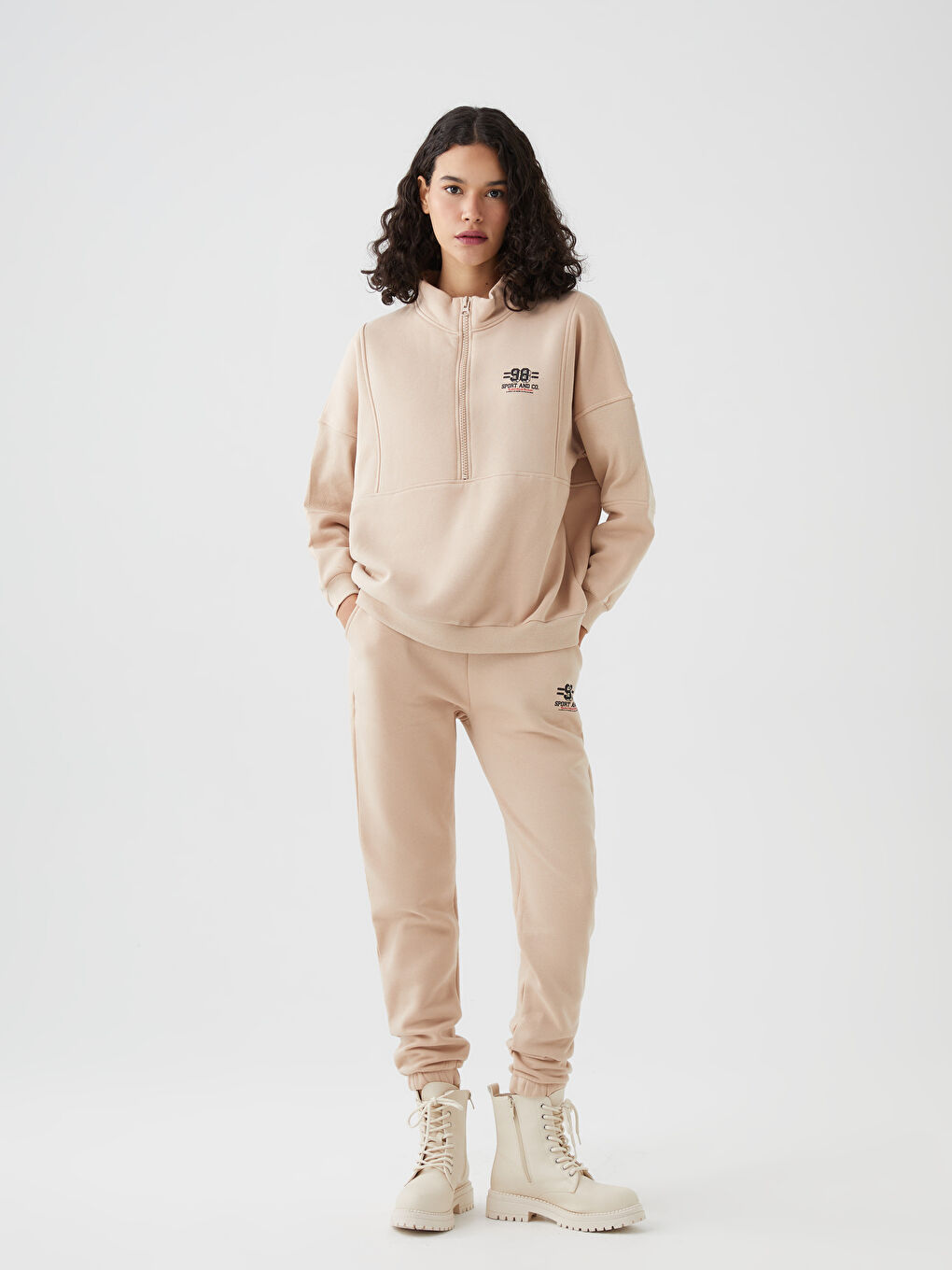 Bej Fermuarlu Kadın Eşofman Takım