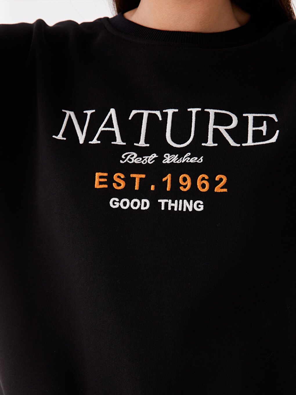 Siyah Bisiklet Yaka Kadın Sweatshirt-3