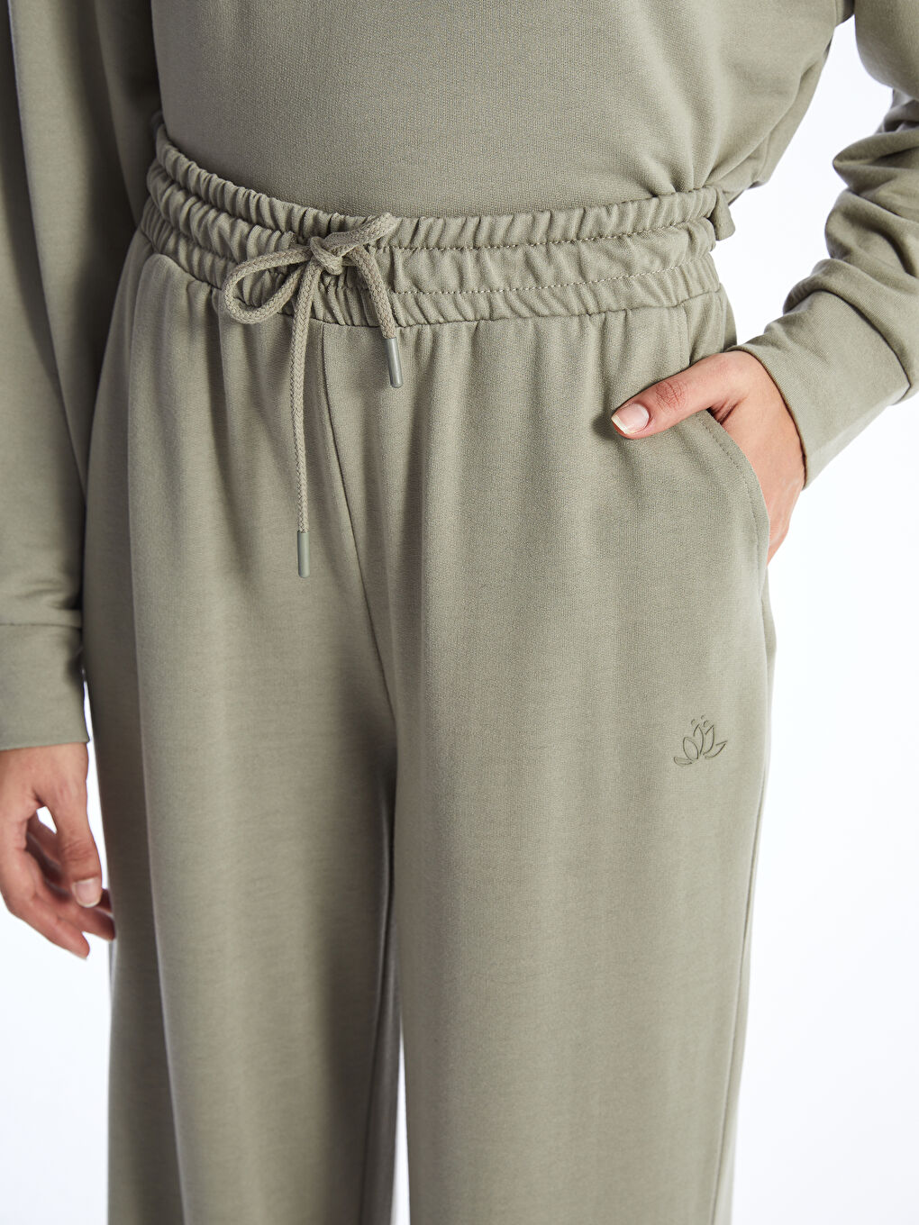 Yeşil Kadın Beli Lastikli Düz Eşofman Altı-4