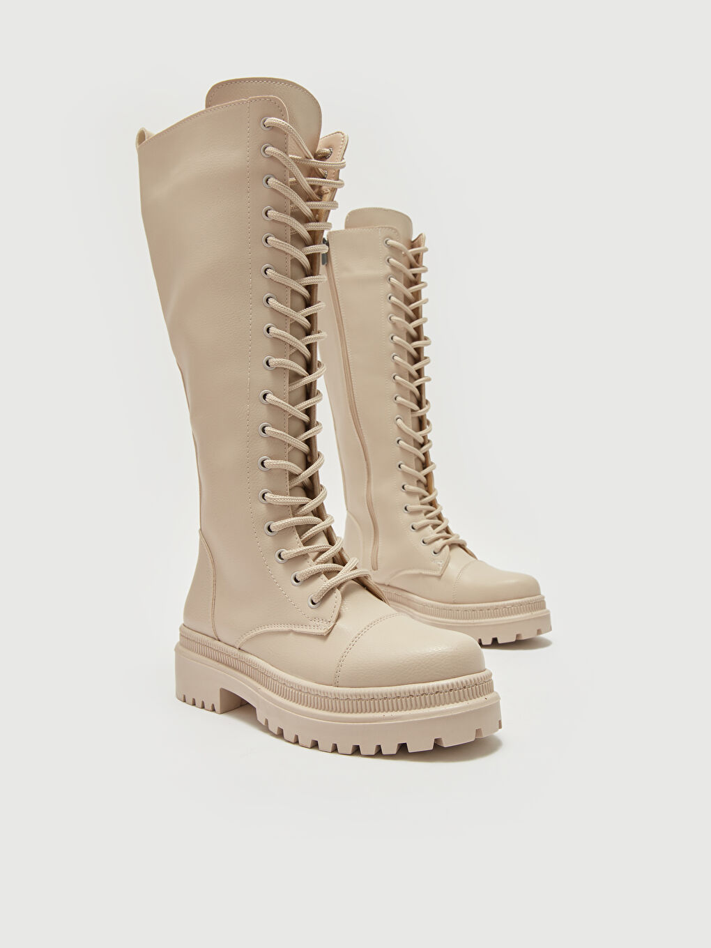 Bej Deri Görünümlü Bağcık ve Fermuarlı Kadın Diz Altı Çizme-2