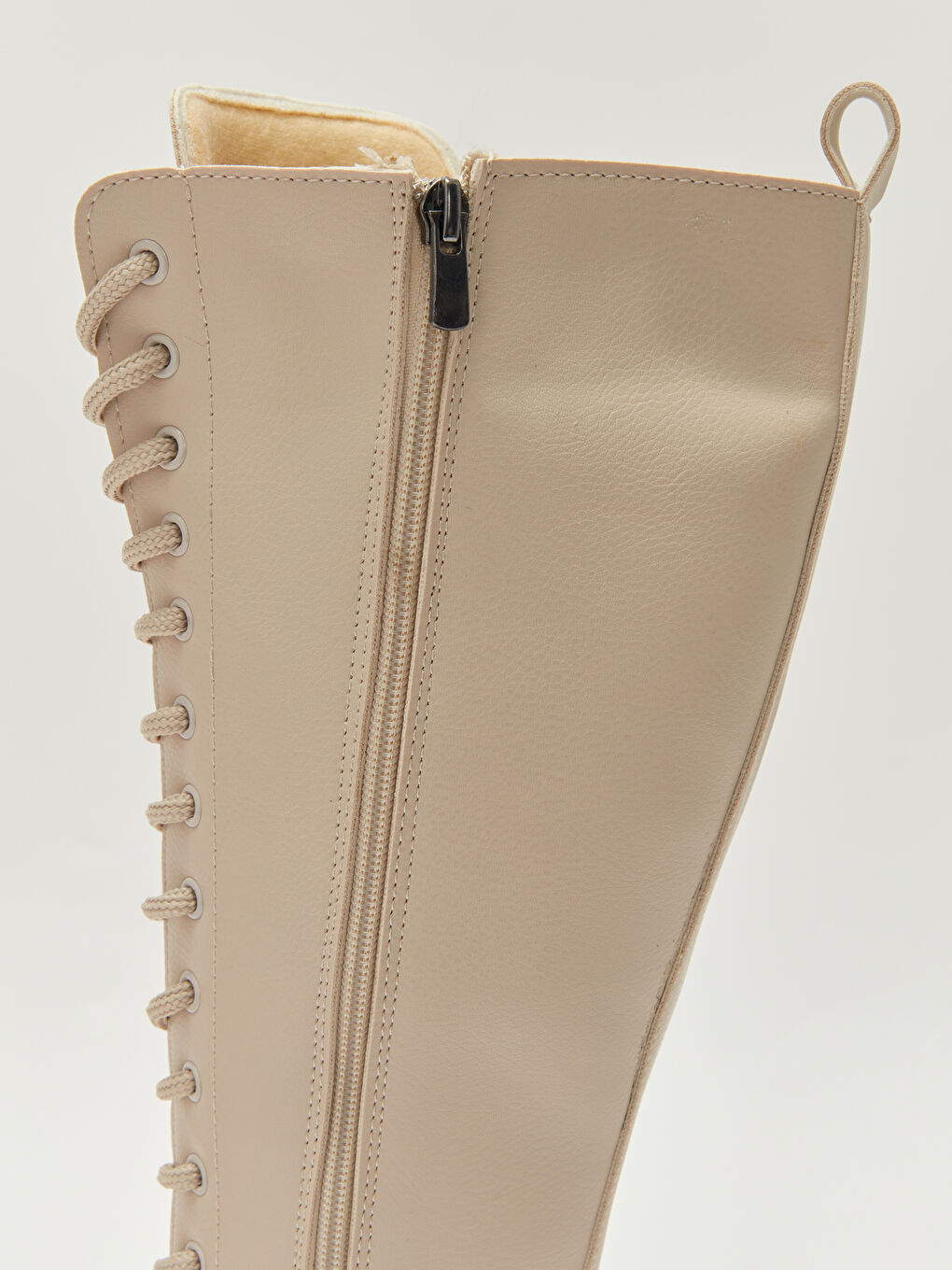 Bej Deri Görünümlü Bağcık ve Fermuarlı Kadın Diz Altı Çizme-5