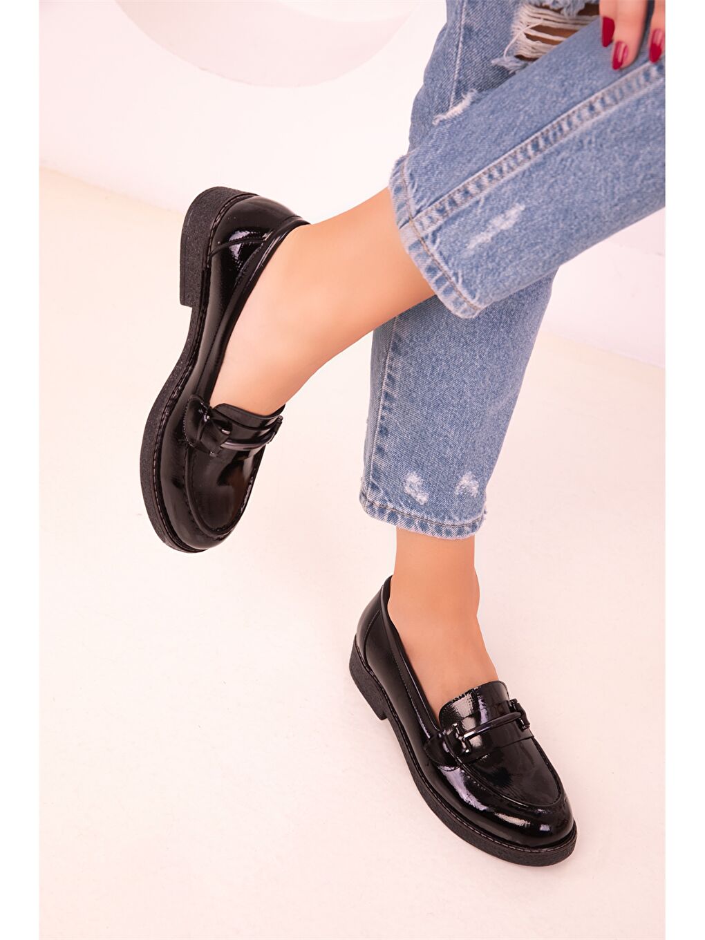 Siyah Rugan Deri Görünümlü Kadın Loafer Ayakkabı-2