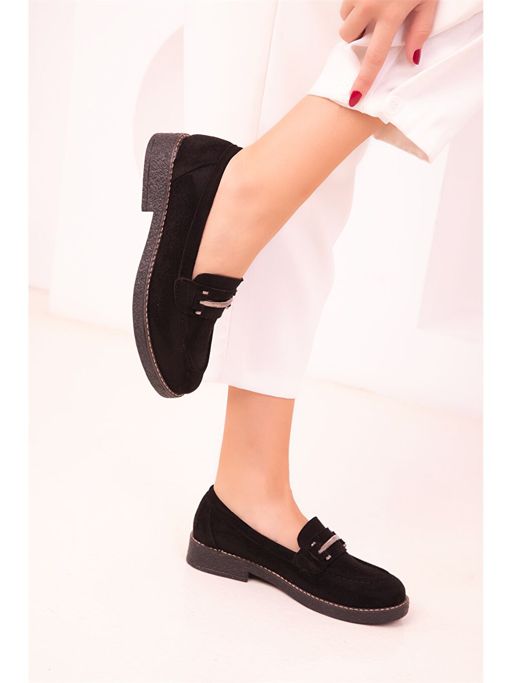 Siyah Süet Görünümlü Kadın Loafer Ayakkabı-2