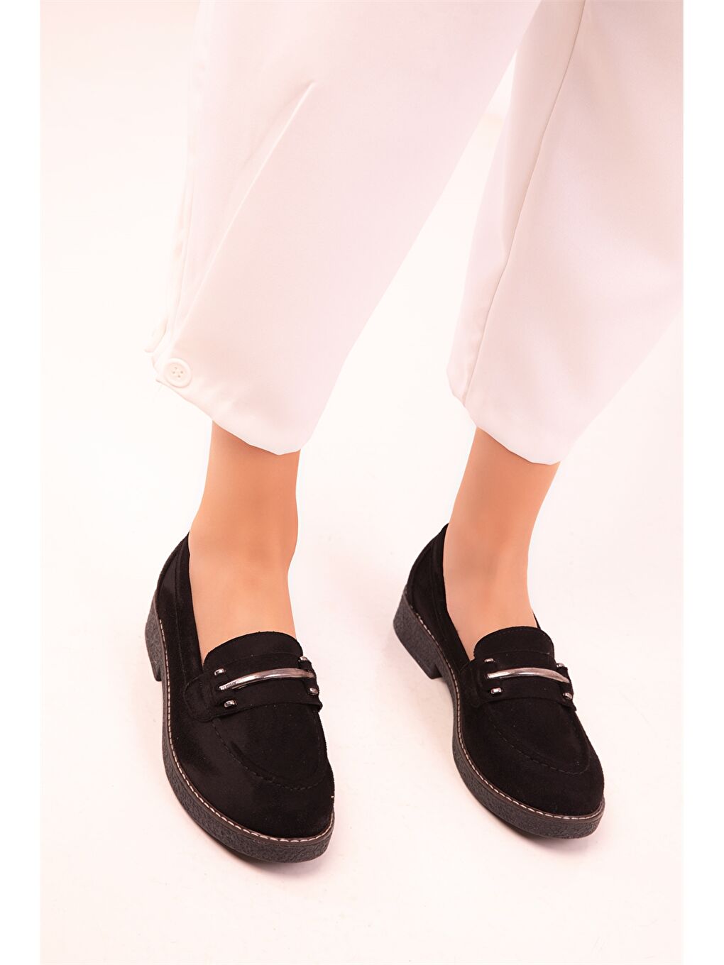 Siyah Süet Görünümlü Kadın Loafer Ayakkabı-4