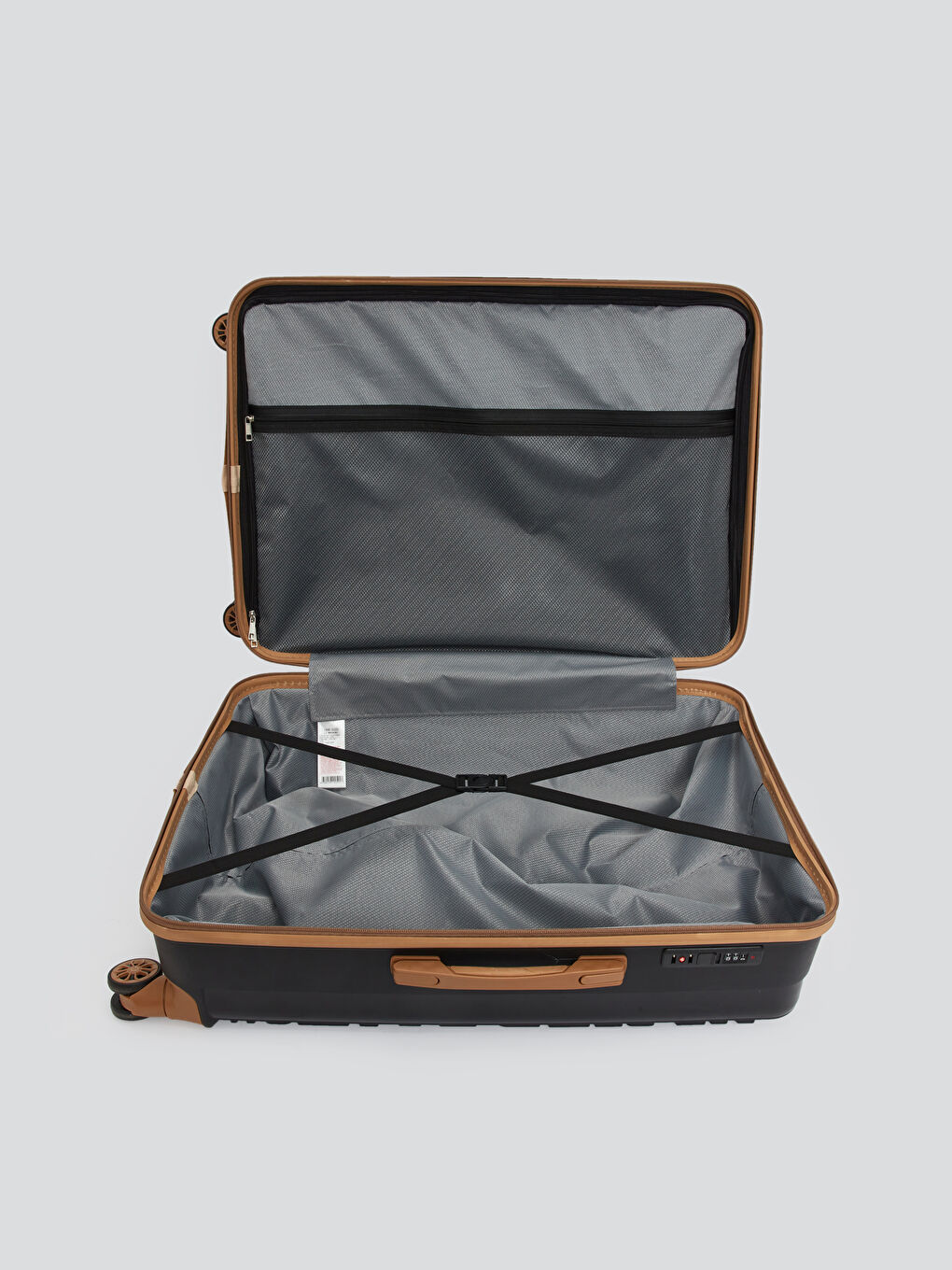 Siyah Kilit Detaylı Büyük Boy Valiz-3