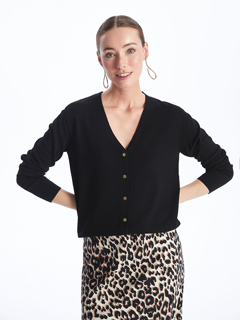 Siyah V Yaka Kadın Triko Hırka-1