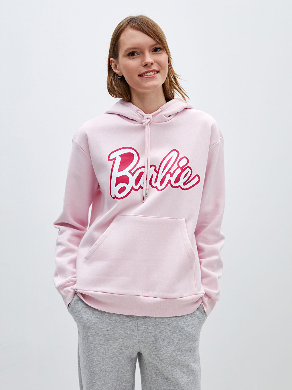 Pembe Barbie Baskılı Uzun Kollu Kadın Hoodie-1