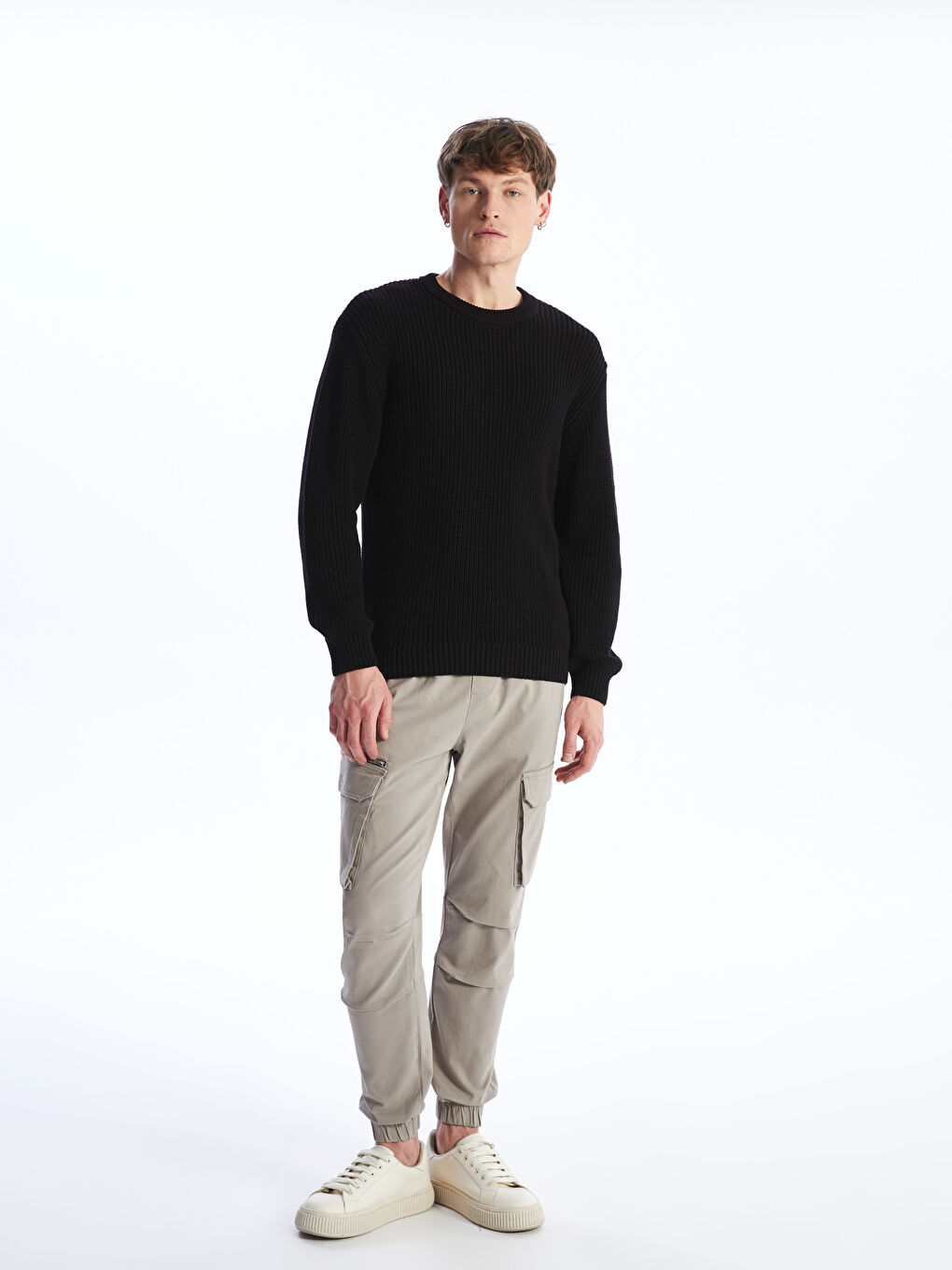 Standard Fit Men's Cargo Trousers-1