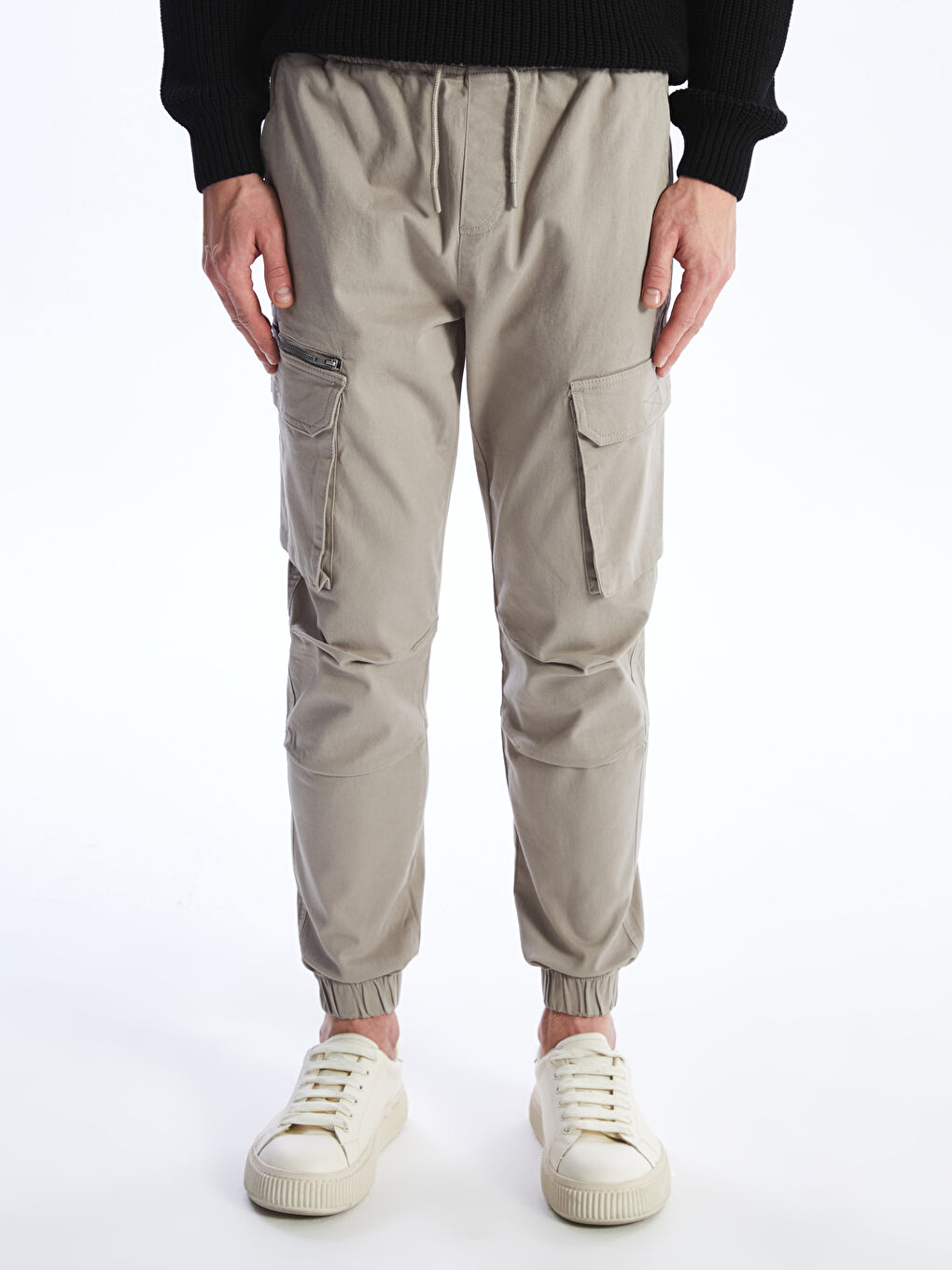Standard Fit Men's Cargo Trousers-2