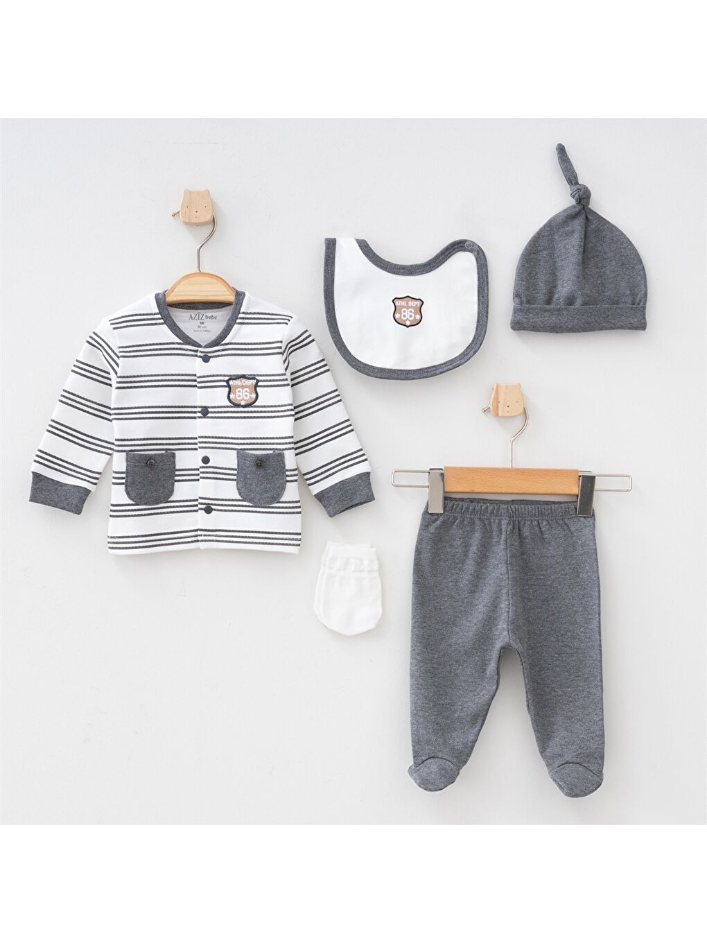 Ekru Bisiklet Yaka Erkek Bebek Takım