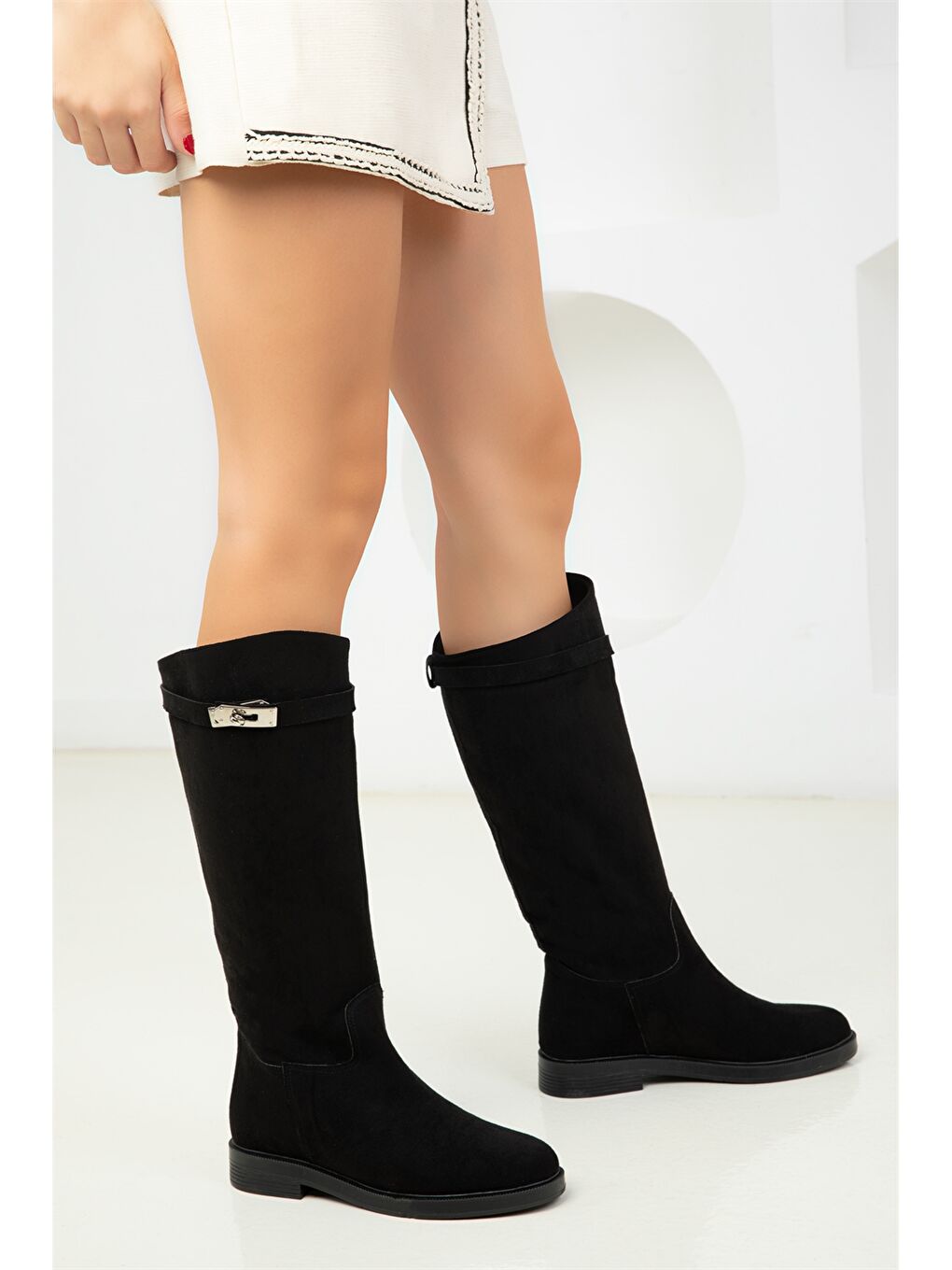 Siyah Deri Görünümlü Çekmeli Kadın Diz Altı Çizme-2