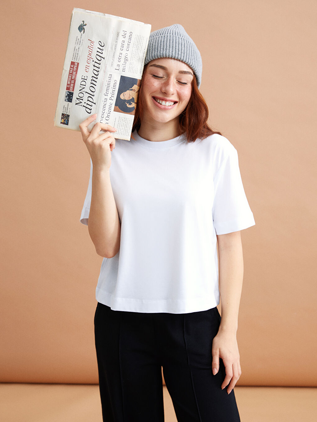 Beyaz Petite Bisiklet Yaka Düz Kısa Kollu Kadın Tişört-1