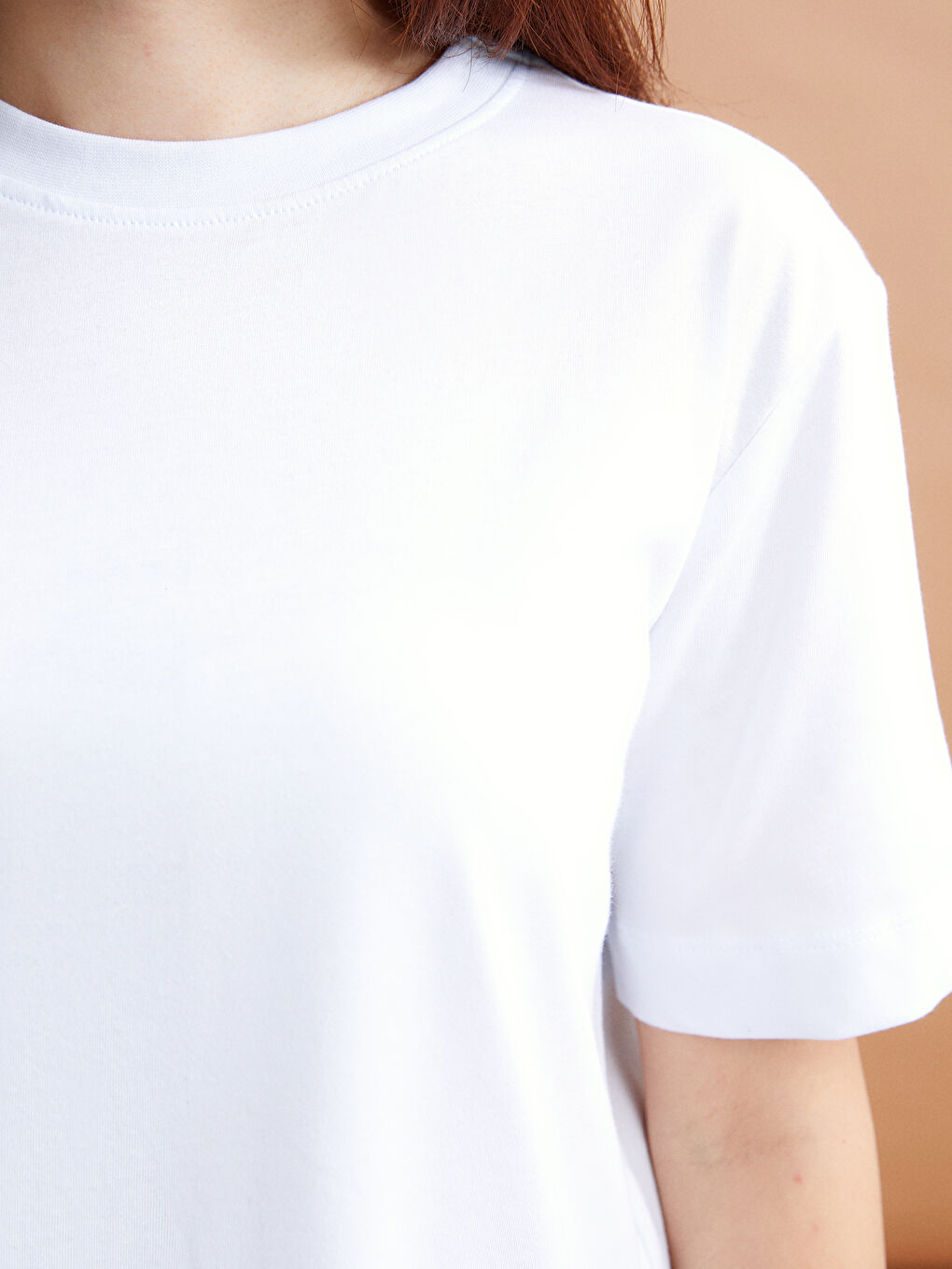 Beyaz Petite Bisiklet Yaka Düz Kısa Kollu Kadın Tişört-3