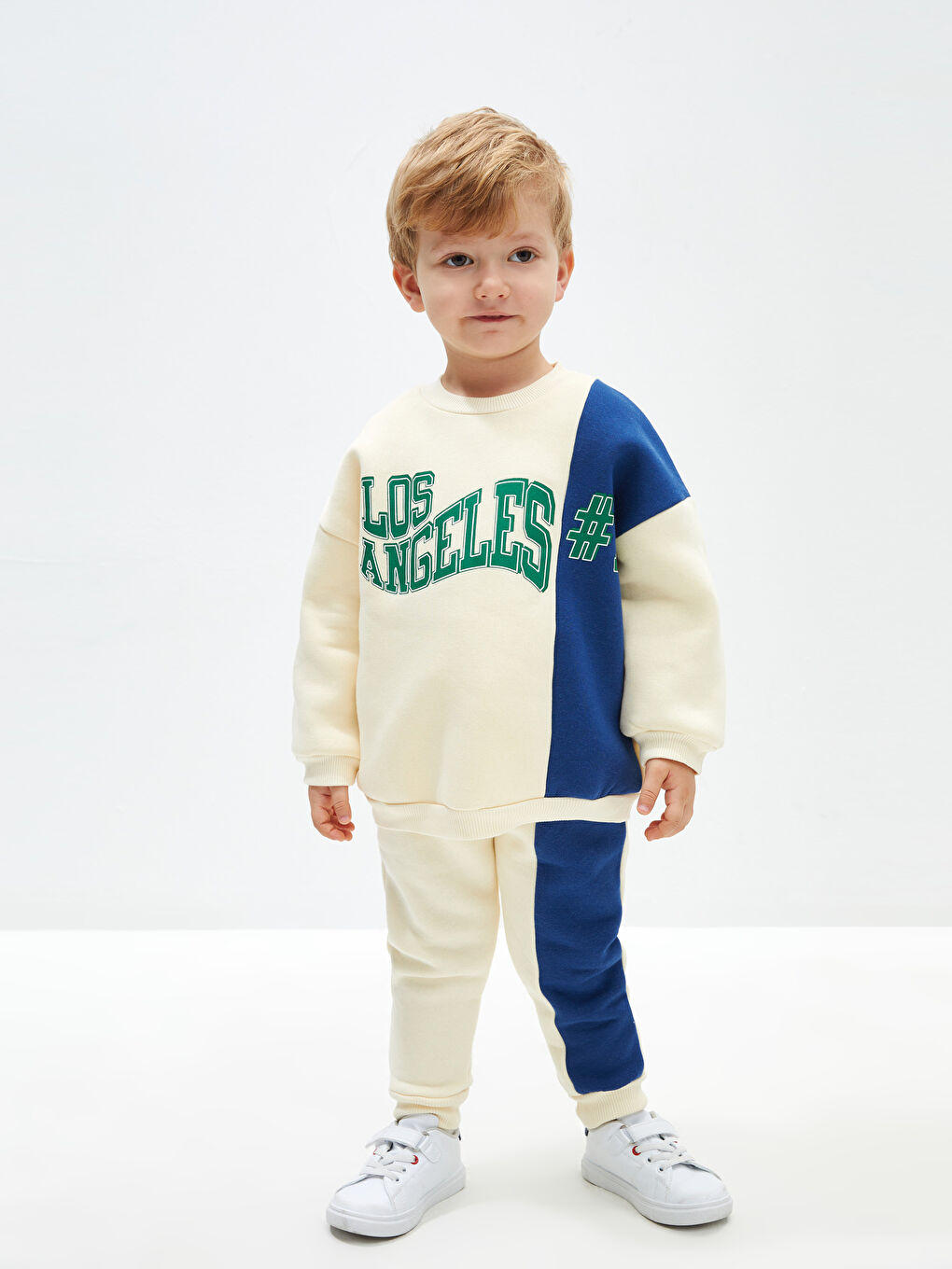 LCW baby Vanilya Bisiklet Yaka Baskılı Erkek Bebek Sweatshirt ve Eşofman Alt 2'li