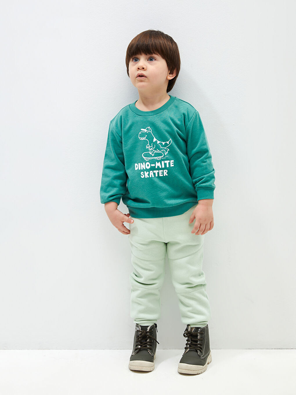 LCW baby Pastel Yeşil Beli Lastikli Basic Erkek Bebek Jogger Eşofman Alt