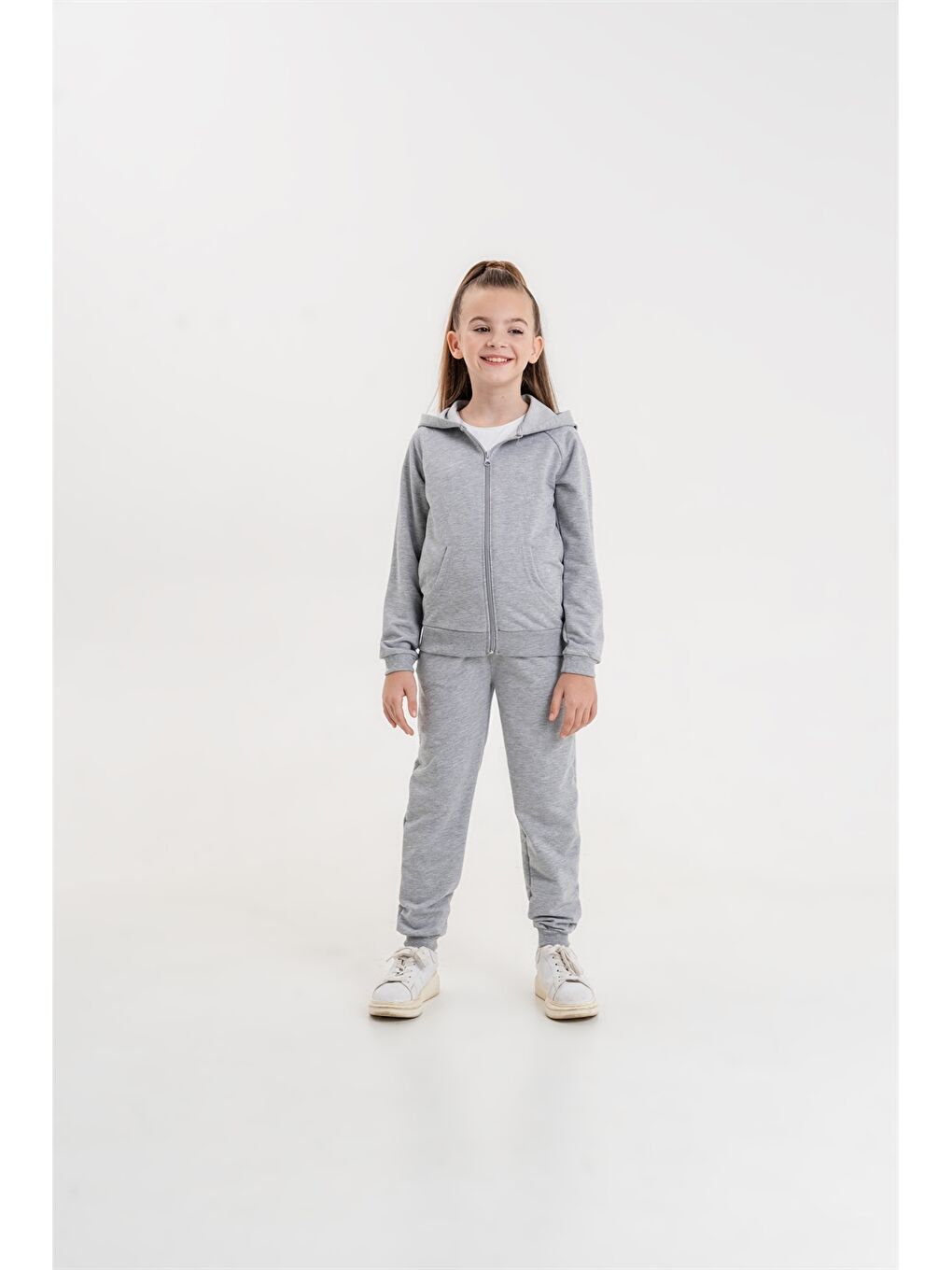 Gri Kapüşonlu Basic Uzun Kollu Kız Çocuk Sweatshirt ve Eşofman Alt 2'li Takım-1