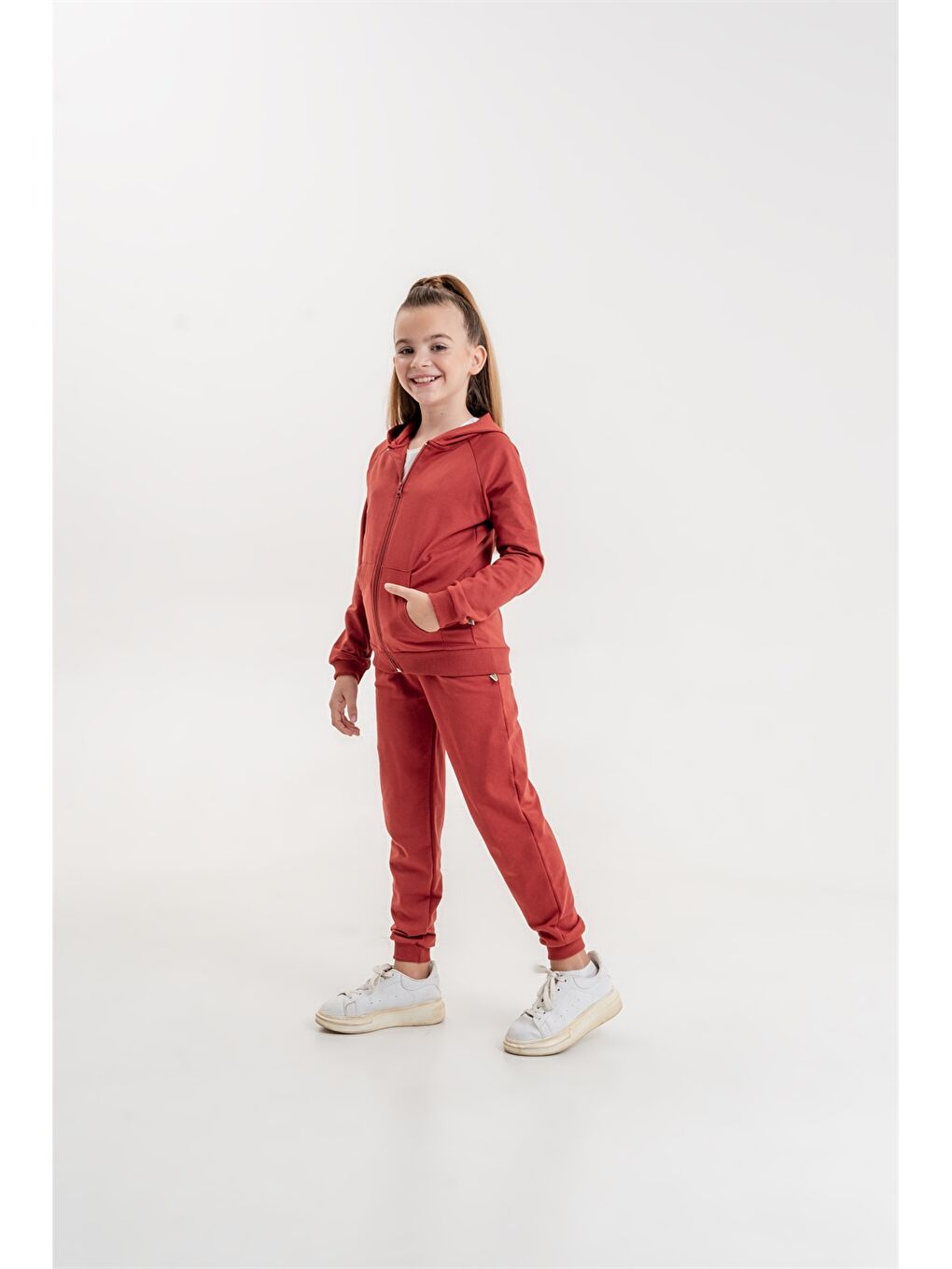 Mışıl Kids Kahverengi Kapüşonlu Basic Uzun Kollu Kız Çocuk Sweatshirt ve Eşofman Alt 2'li Takım