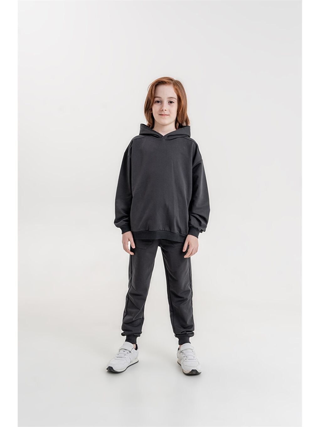 Mışıl Kids Gri Kapüşonlu Uzun Kollu Erkek Çocuk Sweatshirt ve Eşofman Alt 2'li Takım