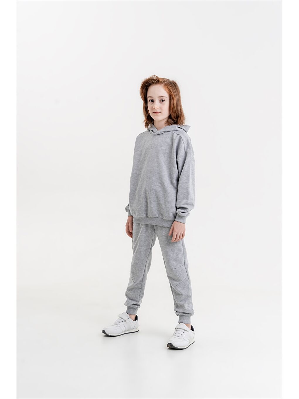 Mışıl Kids Gri Kapüşonlu Uzun Kollu Erkek Çocuk Sweatshirt ve Eşofman Alt 2'li Takım