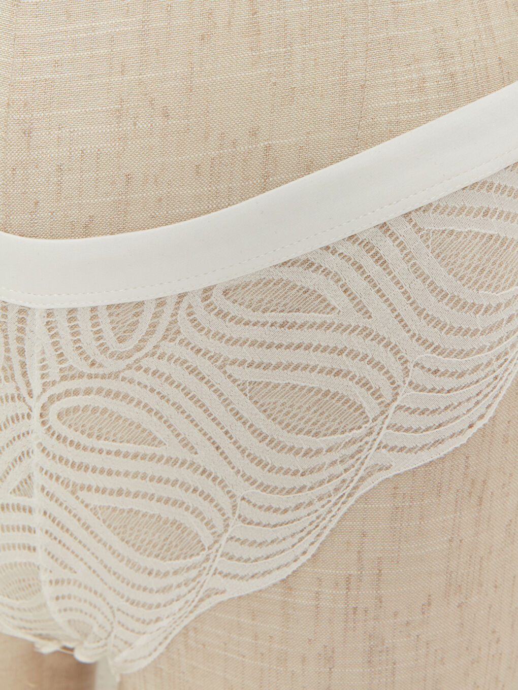 Ekru Dantelli Kadın İç Giyim Takım-2