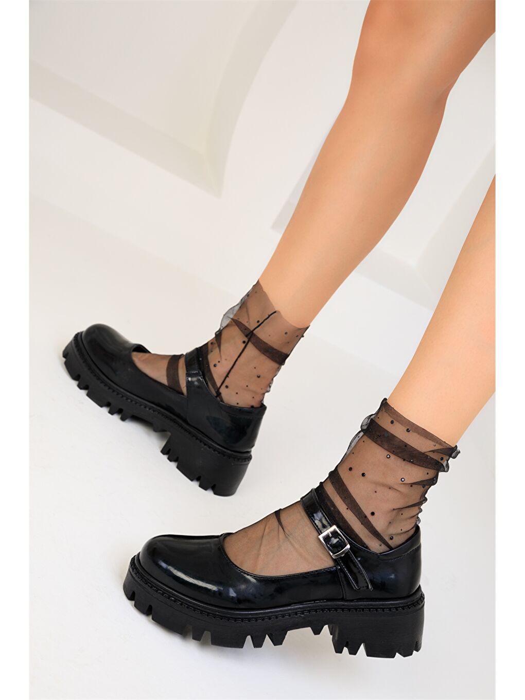 Siyah Rugan Deri Görünümlü Kadın Loafer Ayakkabı-4