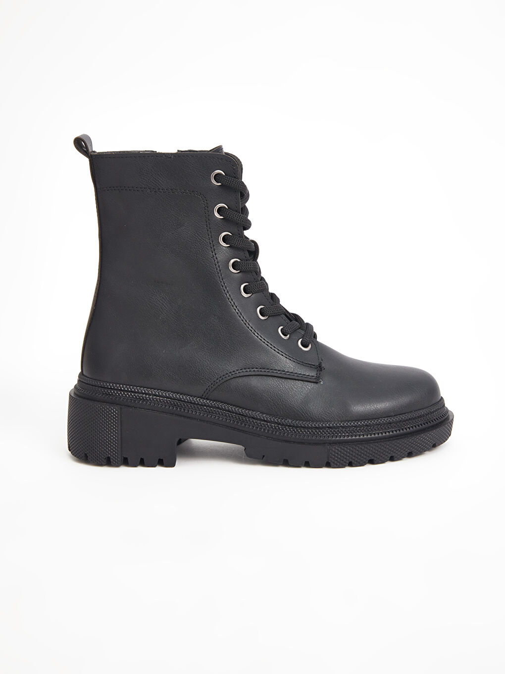 Siyah Bağcıklı ve Fermuarlı Kadın Bot-1