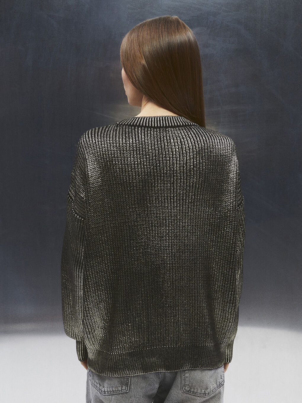 Siyah Bisiklet Yaka Parlak Görünümlü Kadın Triko Kazak-4