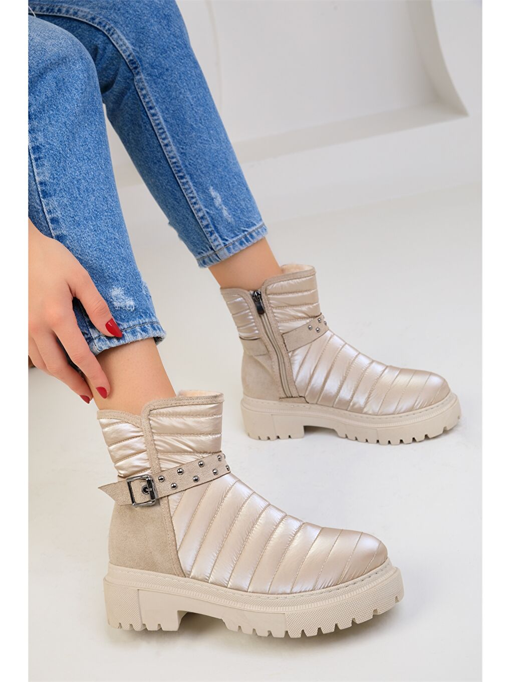 Bej Kalın Taban Toka Detaylı Kadın Bot-2