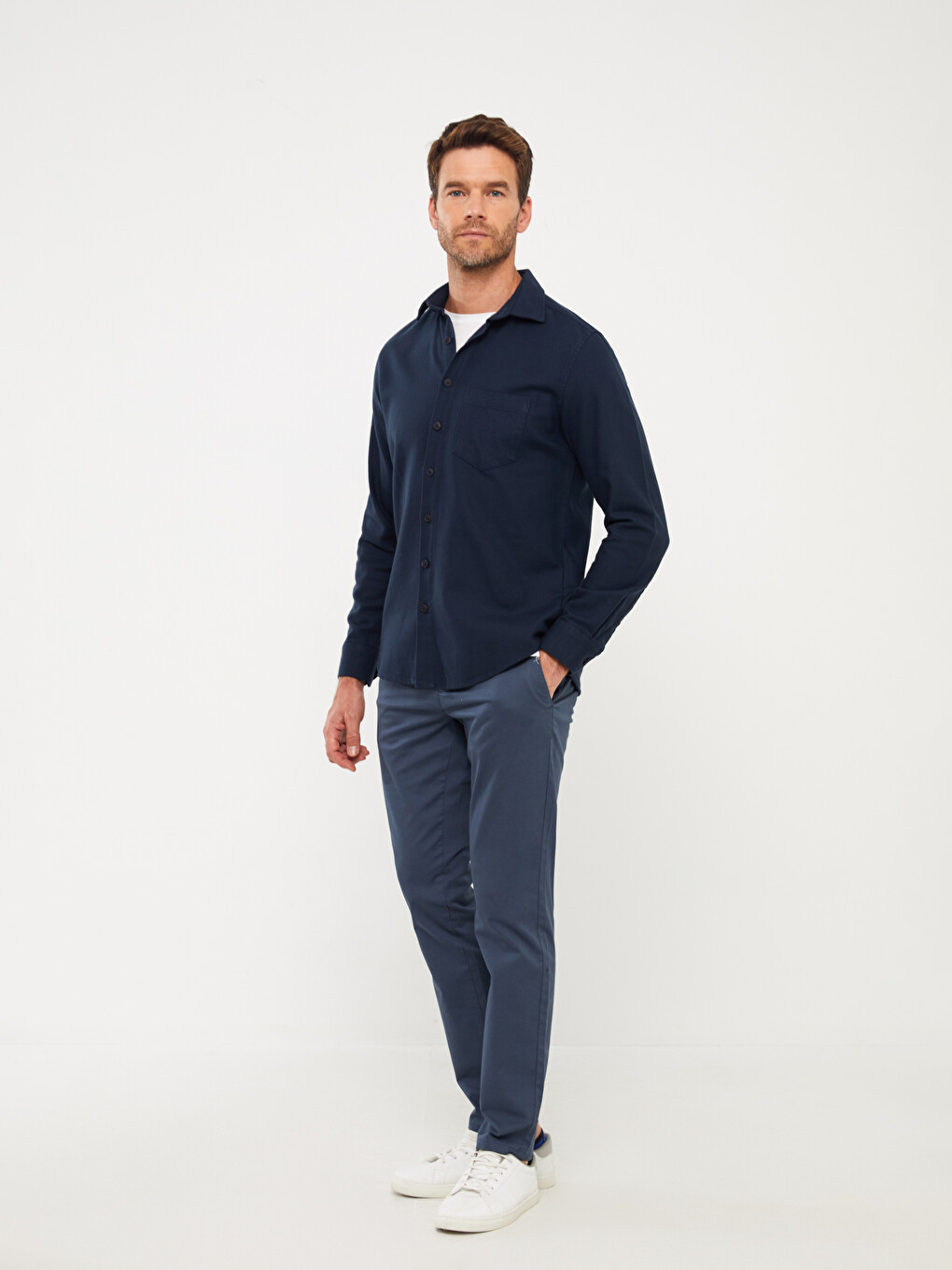 Schlanke Passform Gabardine Herren Chinohosen