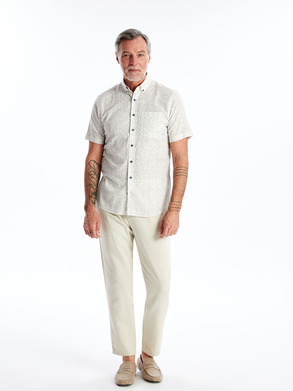 قميص بوبلين منقوش كم قصير بقصة عادية للرجال-2