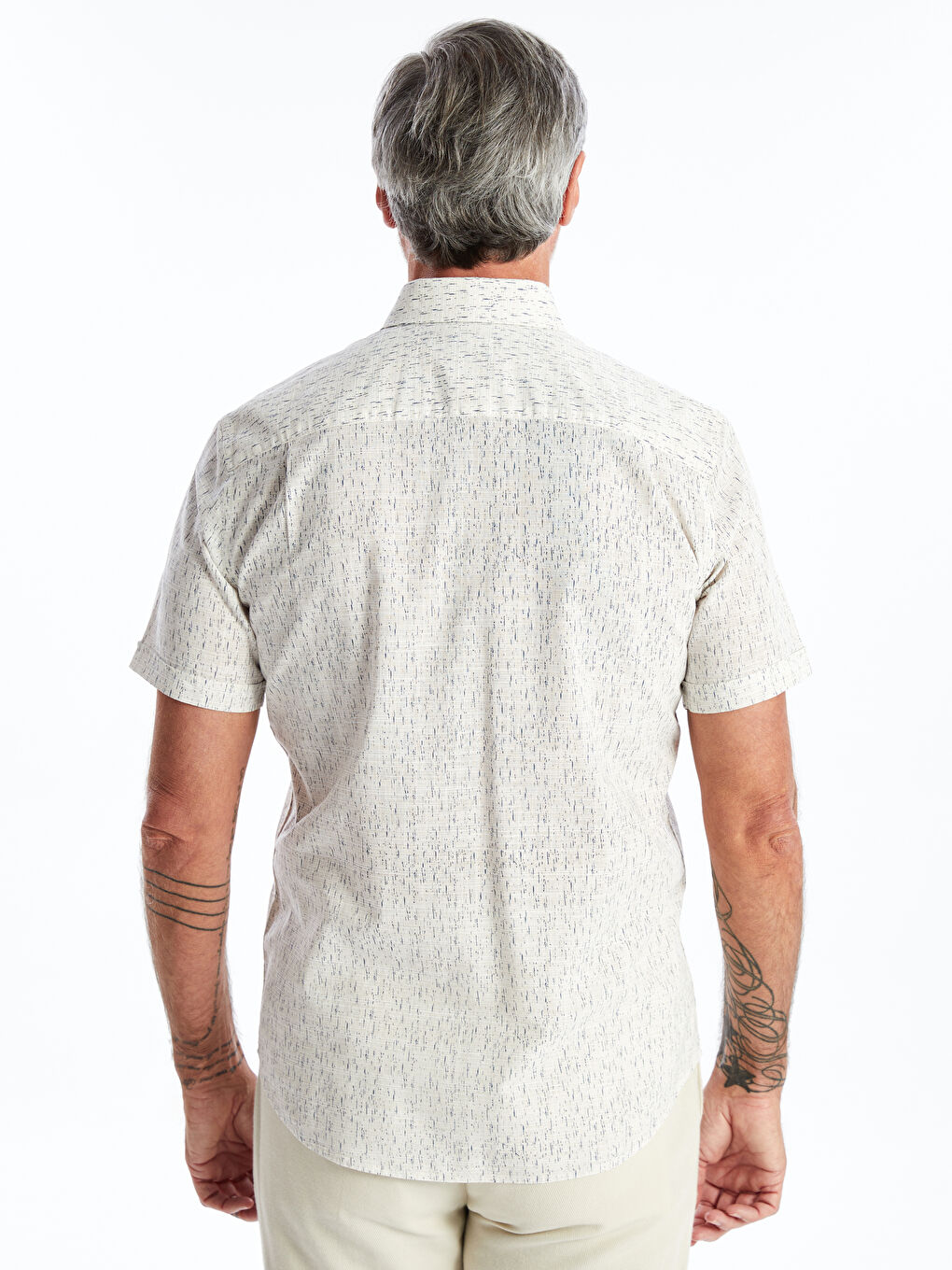 قميص بوبلين منقوش كم قصير بقصة عادية للرجال-4