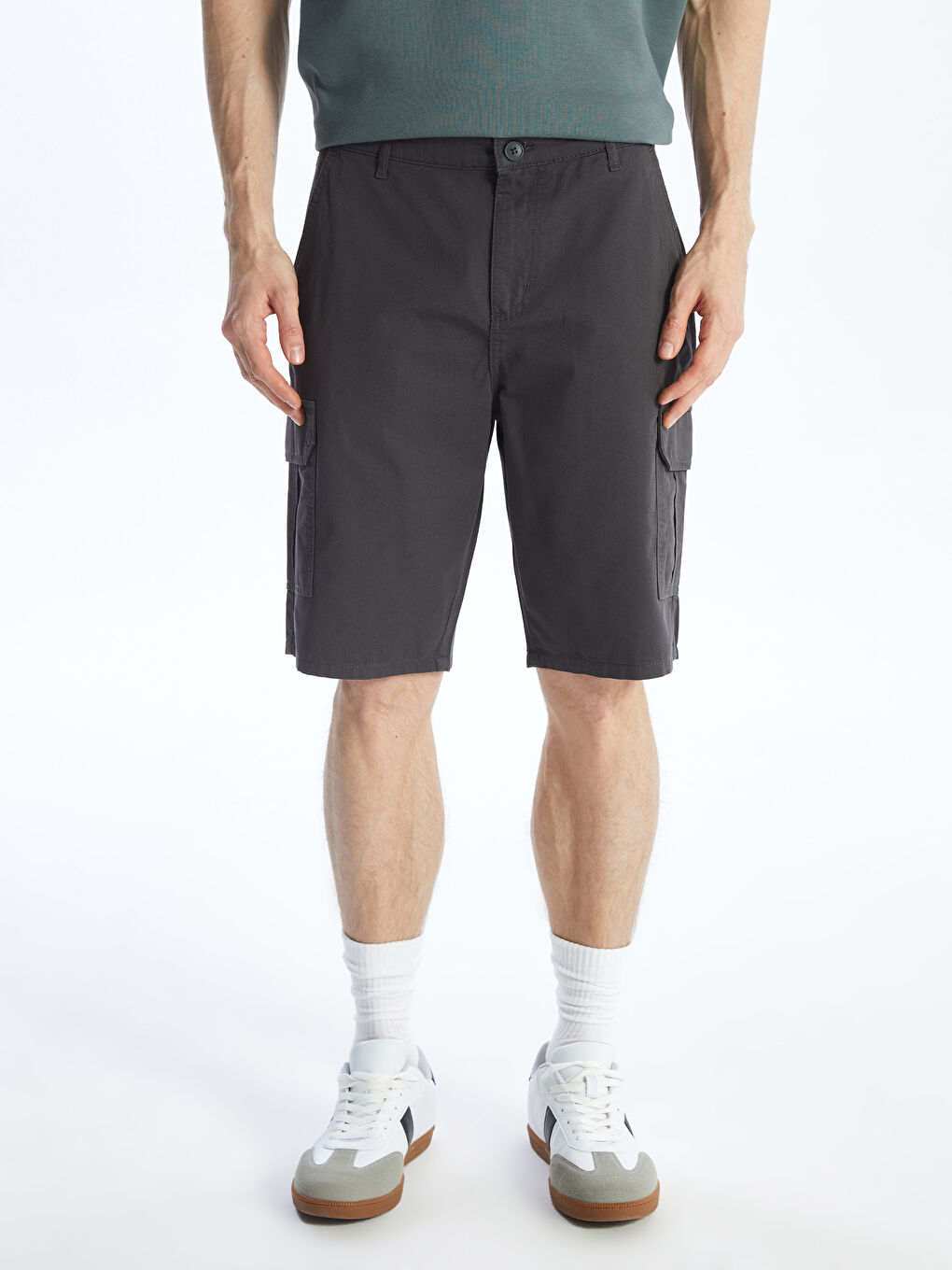 Regular Fit Men's Cargo Shorts-3