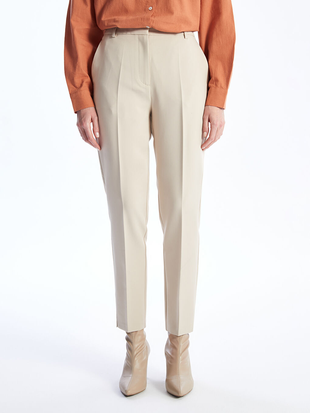 Jednostavne ženske pantalone uskog kroja -S40170Z8-FZJ
