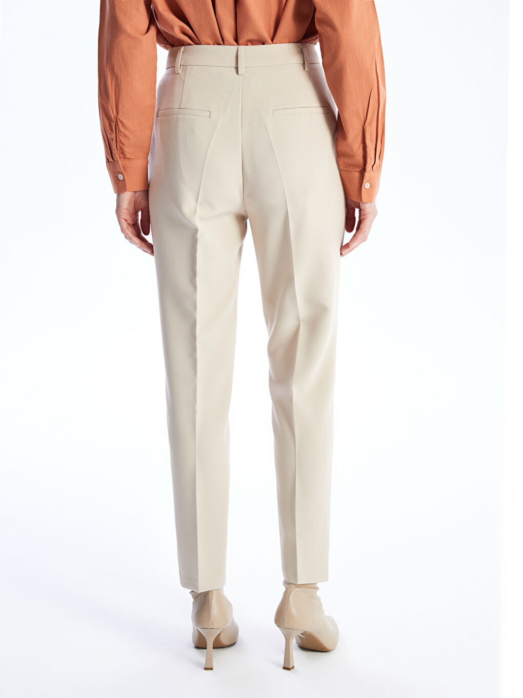 Jednostavne ženske pantalone uskog kroja -S40170Z8-FZJ
