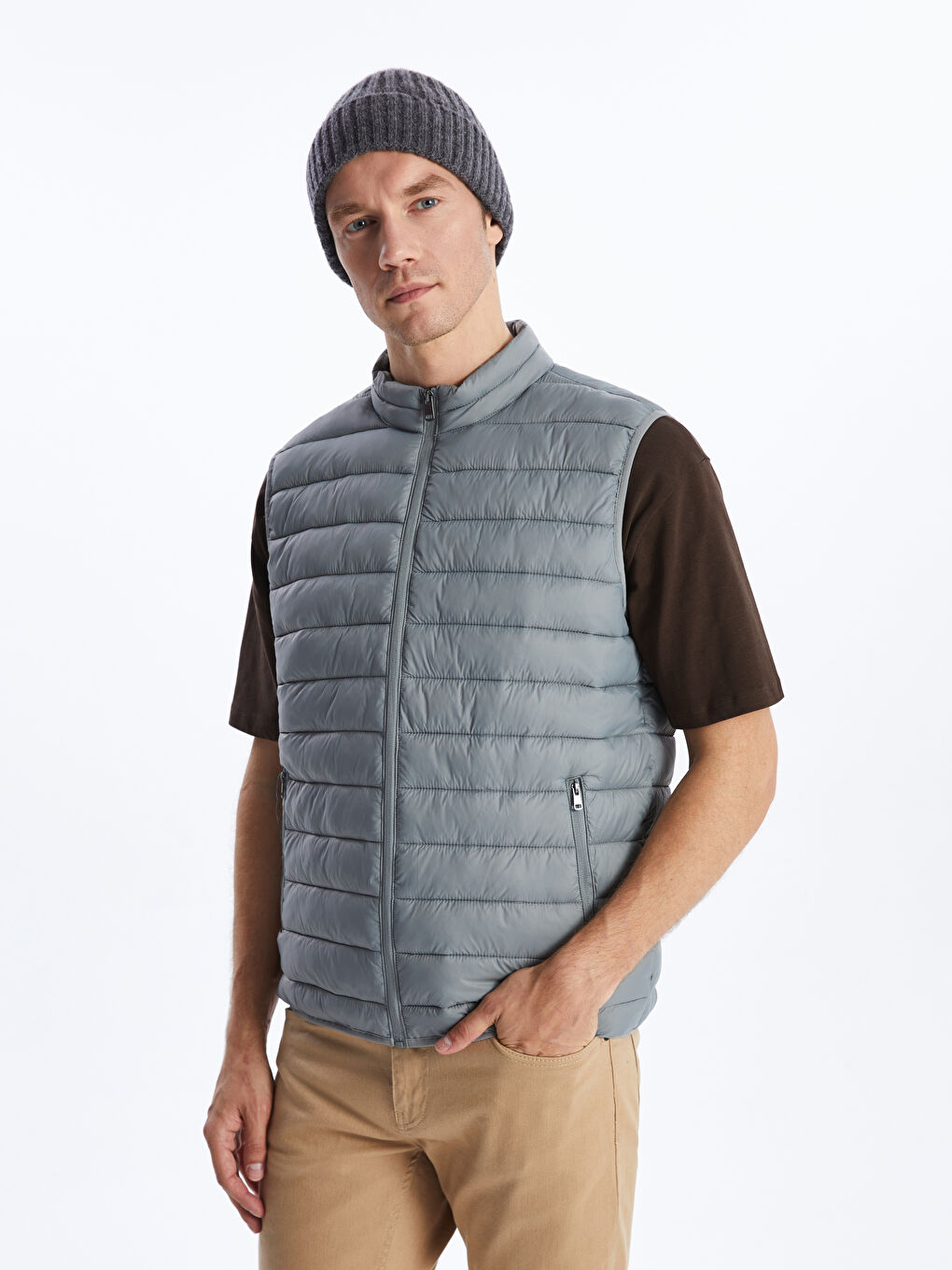 LCWAIKIKI Classic Standard Fit Funnel Neck Men's Puffer Gilet -S40392Z8-SZD
