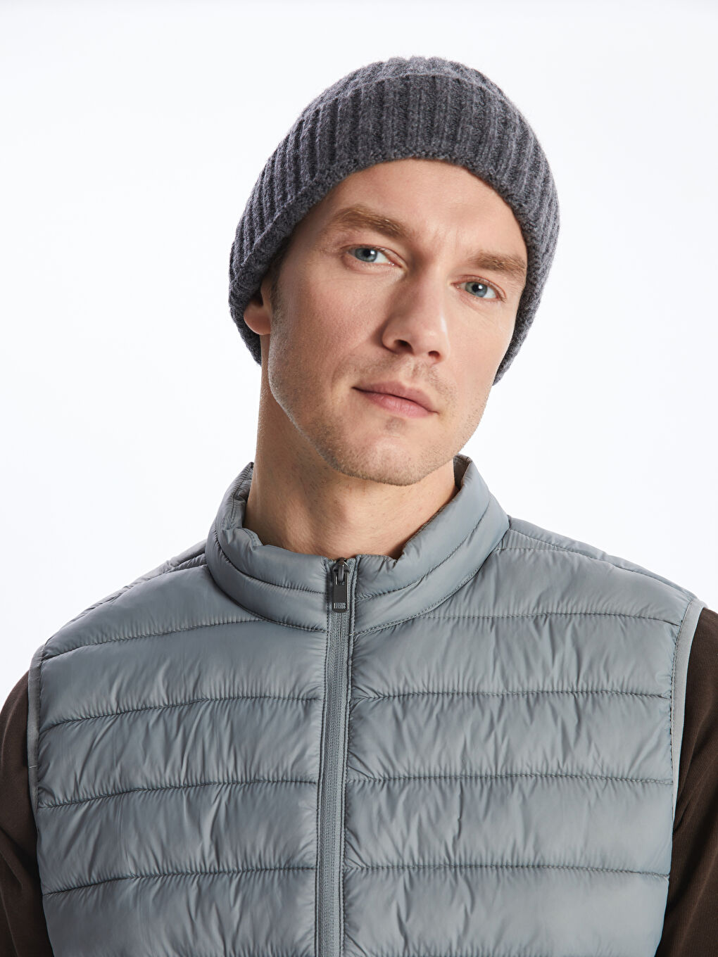 LCWAIKIKI Classic Standard Fit Funnel Neck Men's Puffer Gilet -S40392Z8-SZD