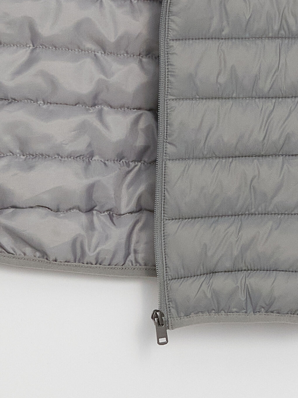 LCWAIKIKI Classic Standard Fit Funnel Neck Men's Puffer Gilet -S40392Z8-SZD