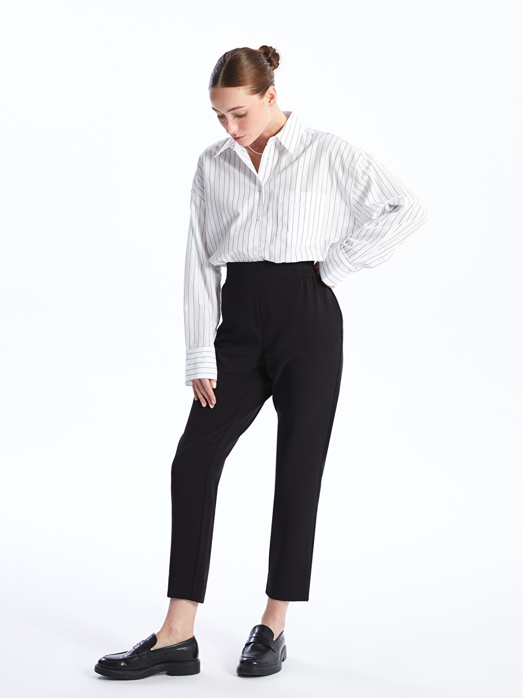 LCWAIKIKI Classic Elasticated Waist Regular Fit Women's Trousers -S40797Z8-CVL
