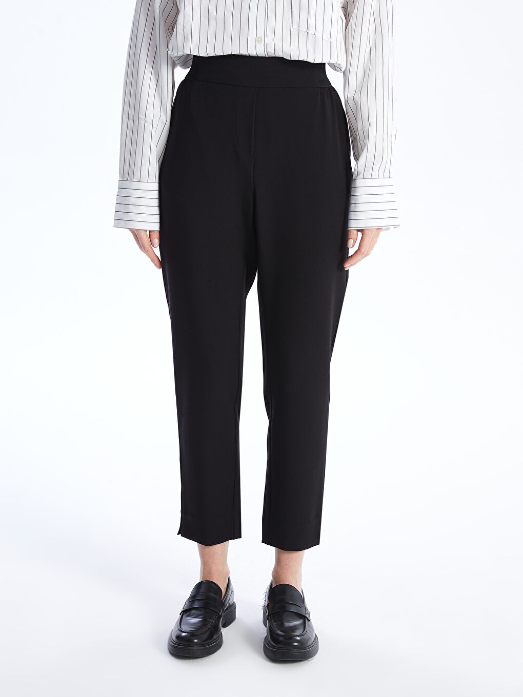LCWAIKIKI Classic Elasticated Waist Regular Fit Women's Trousers -S40797Z8-CVL