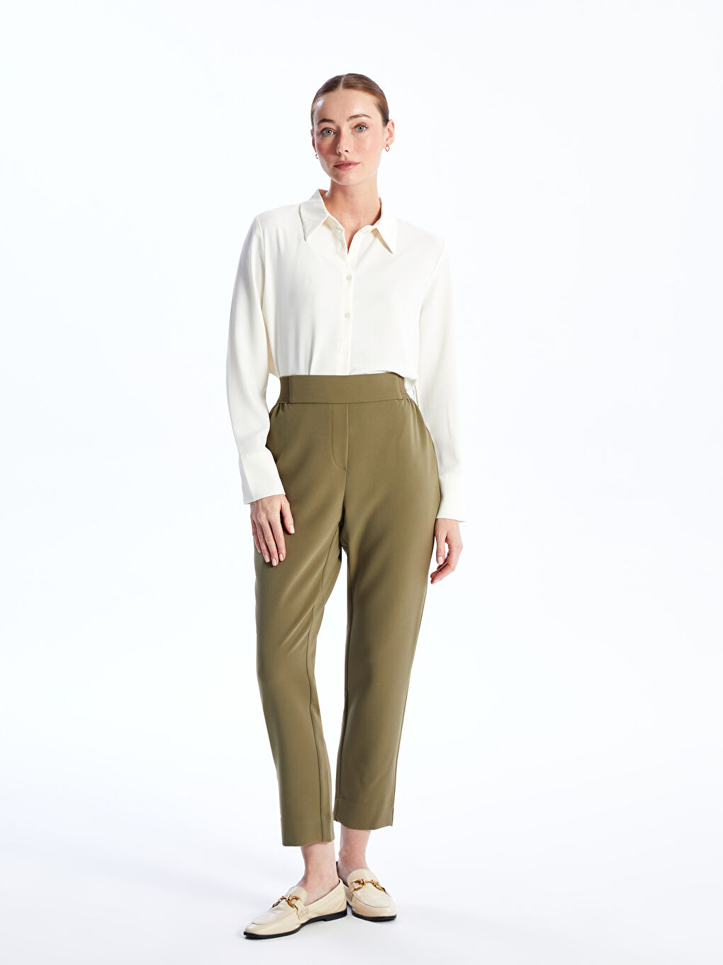 LCWAIKIKI Classic Elasticated Waist Regular Fit Women's Trousers -S40797Z8-H2T