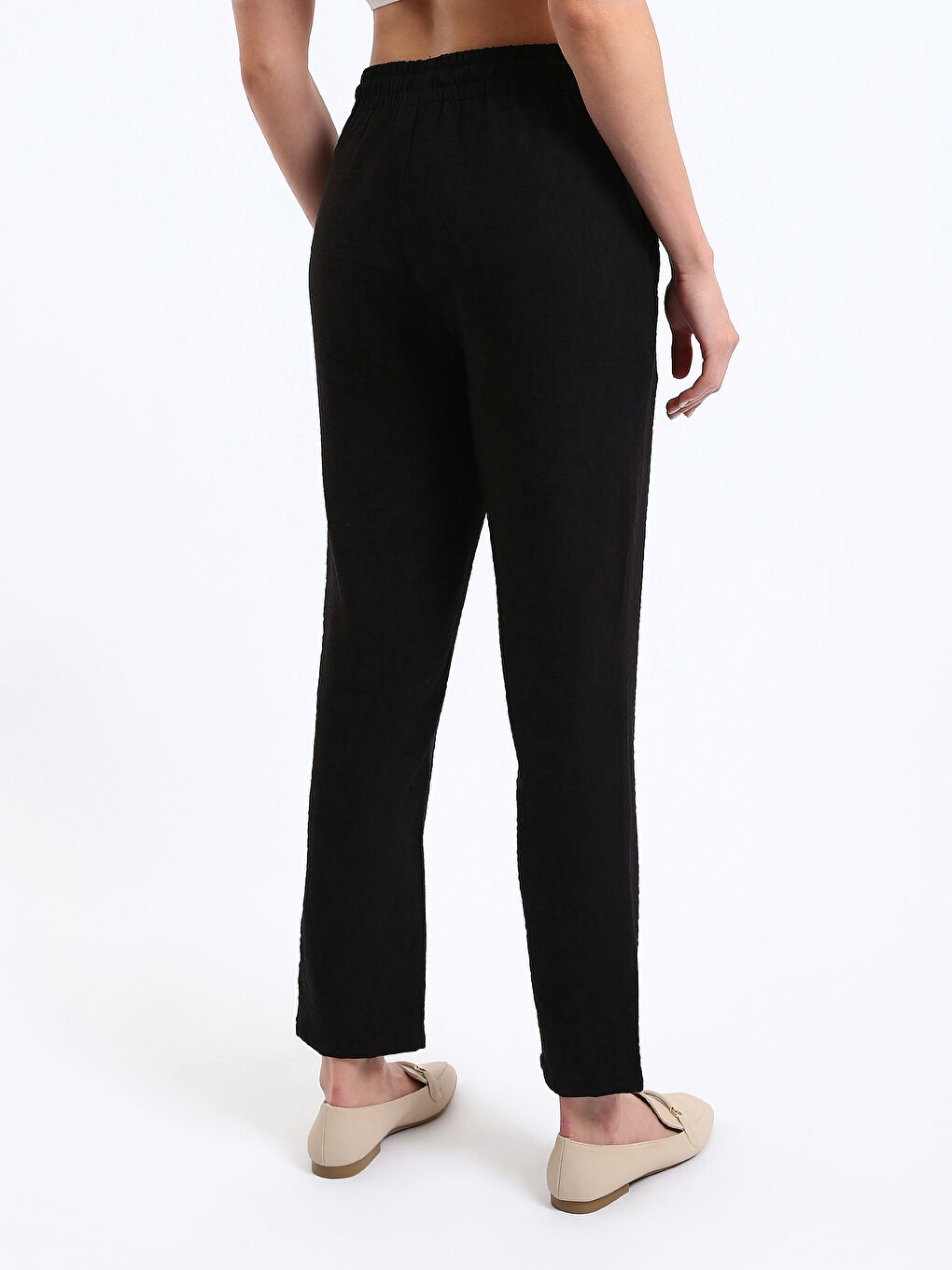 Elastic Waist Carrot Fit Women's Trousers-5