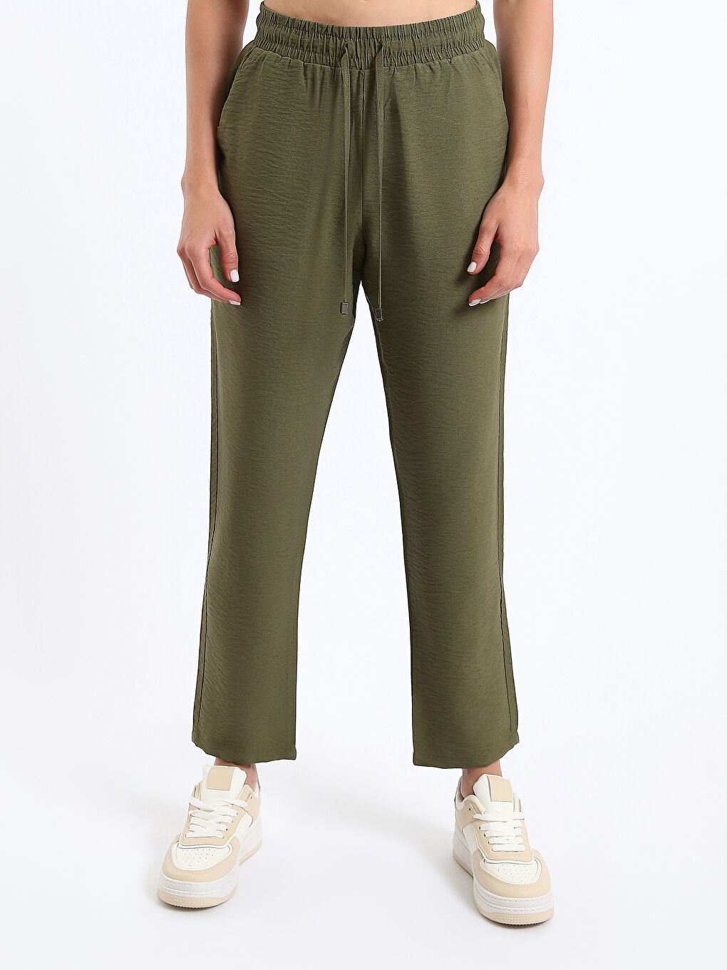 Elastic Waist Carrot Fit Women's Trousers-2