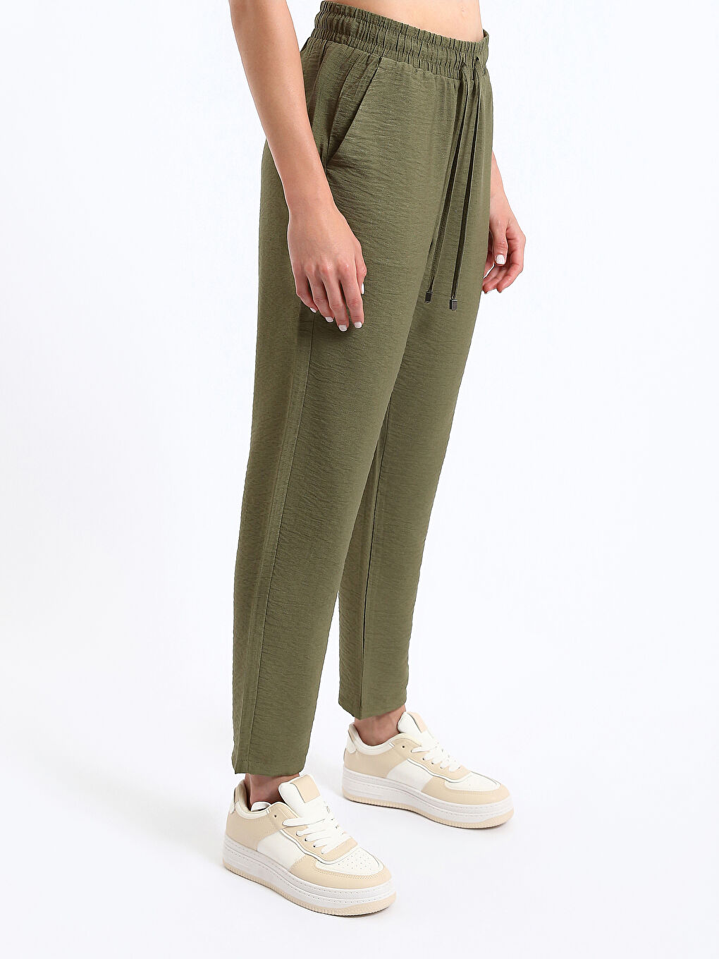 Elastic Waist Carrot Fit Women's Trousers-8